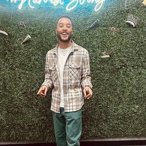 Meet your Posher, Jeremiah